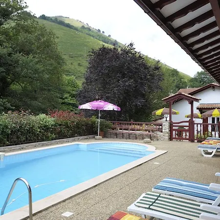 Logis Les Sources De La Nive 酒店 伊特兰卡比