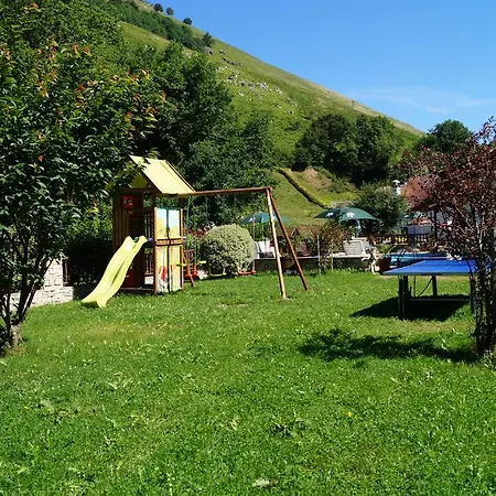 Logis Les Sources De La Nive 3* 伊特兰卡比