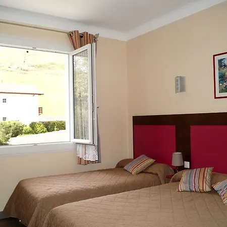 Les Sources De La Nive 3*