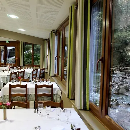 Logis Les Sources De La Nive 3* Esterençuby