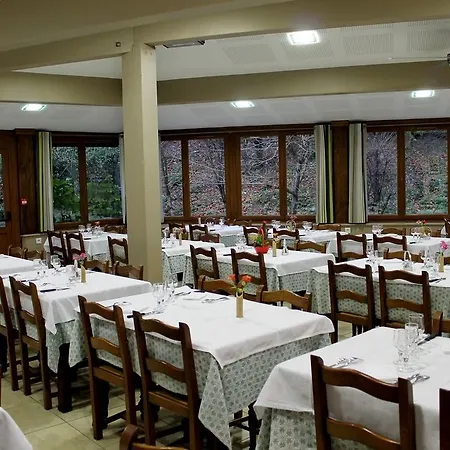 Logis Les Sources De La Nive 酒店 伊特兰卡比