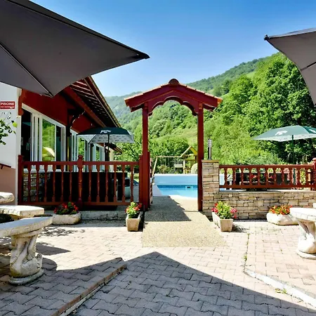 Logis Les Sources De La Nive Esterençuby