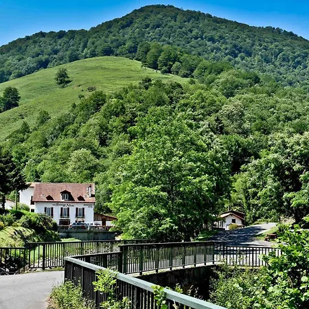 Logis Les Sources De La Nive