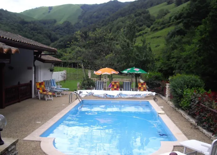 Les Sources De La Nive Hotel Esterençuby