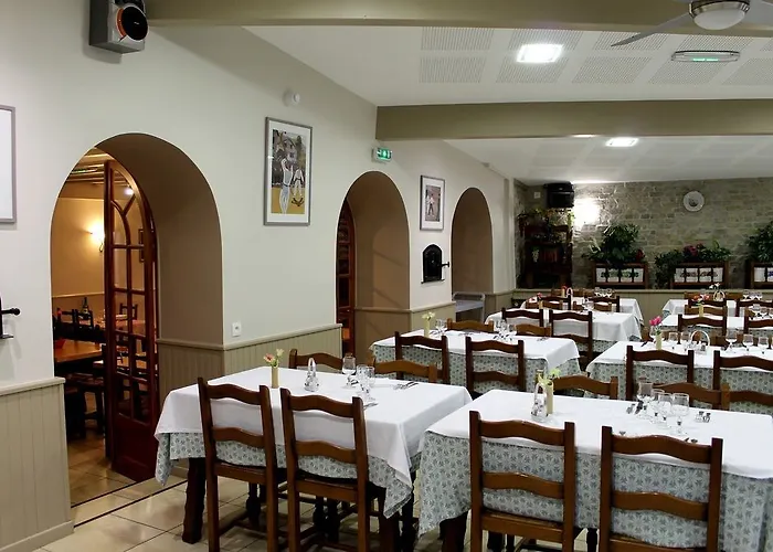 Les Sources De La Nive Hotel