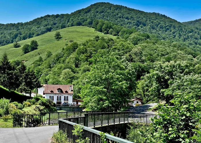 Les Sources De La Nive